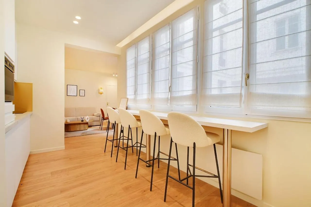 Chic Apartment - 2Br-6P - Opera House Paris France