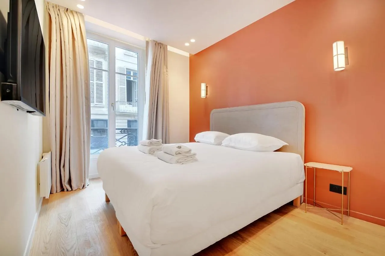 Chic Apartment - 2Br-6P - Opera House Paris France